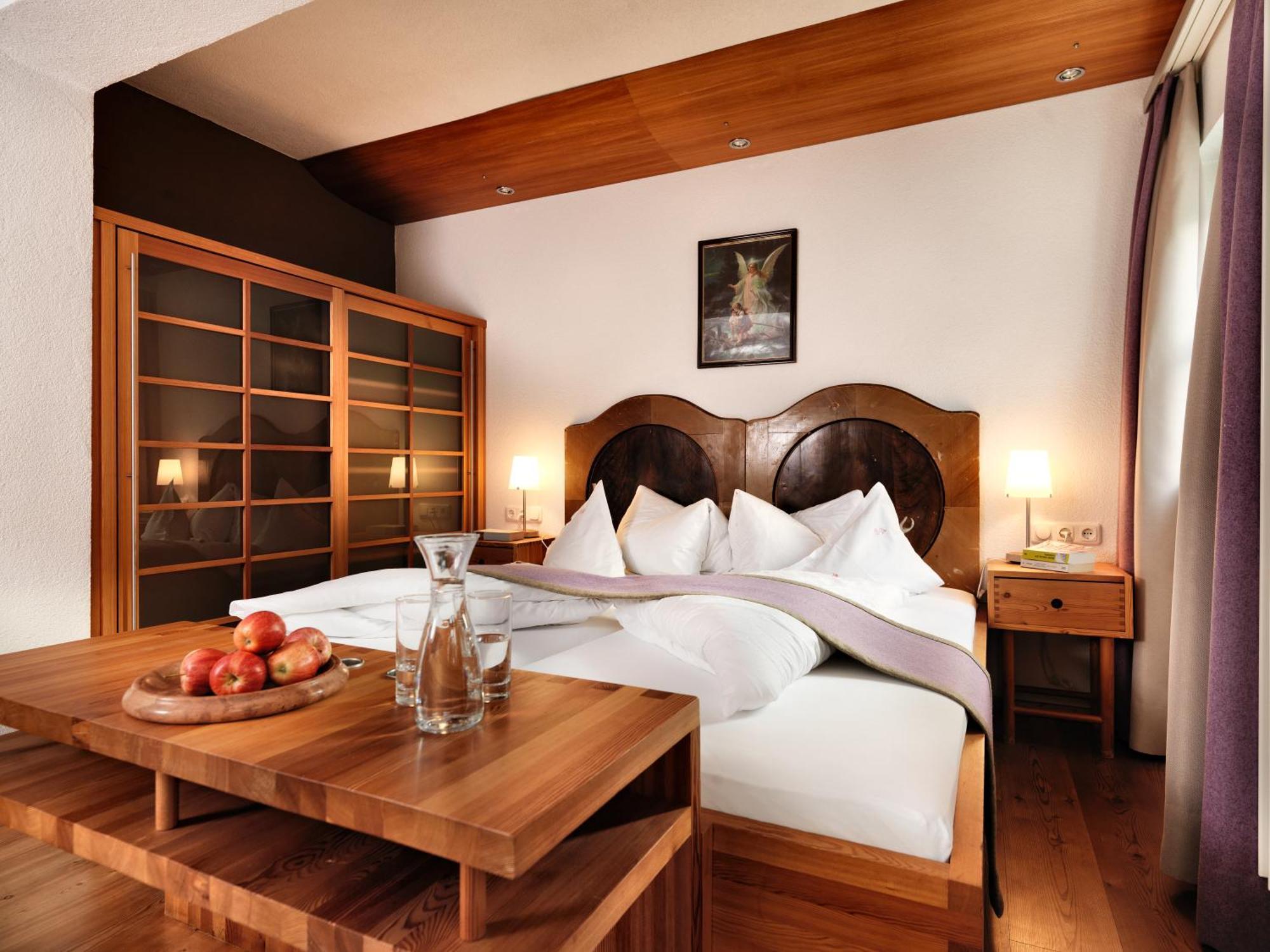 Hotel Goldener Adler - Im Sommer Silvretta Card Premium Inkludiert Ишгль Экстерьер фото