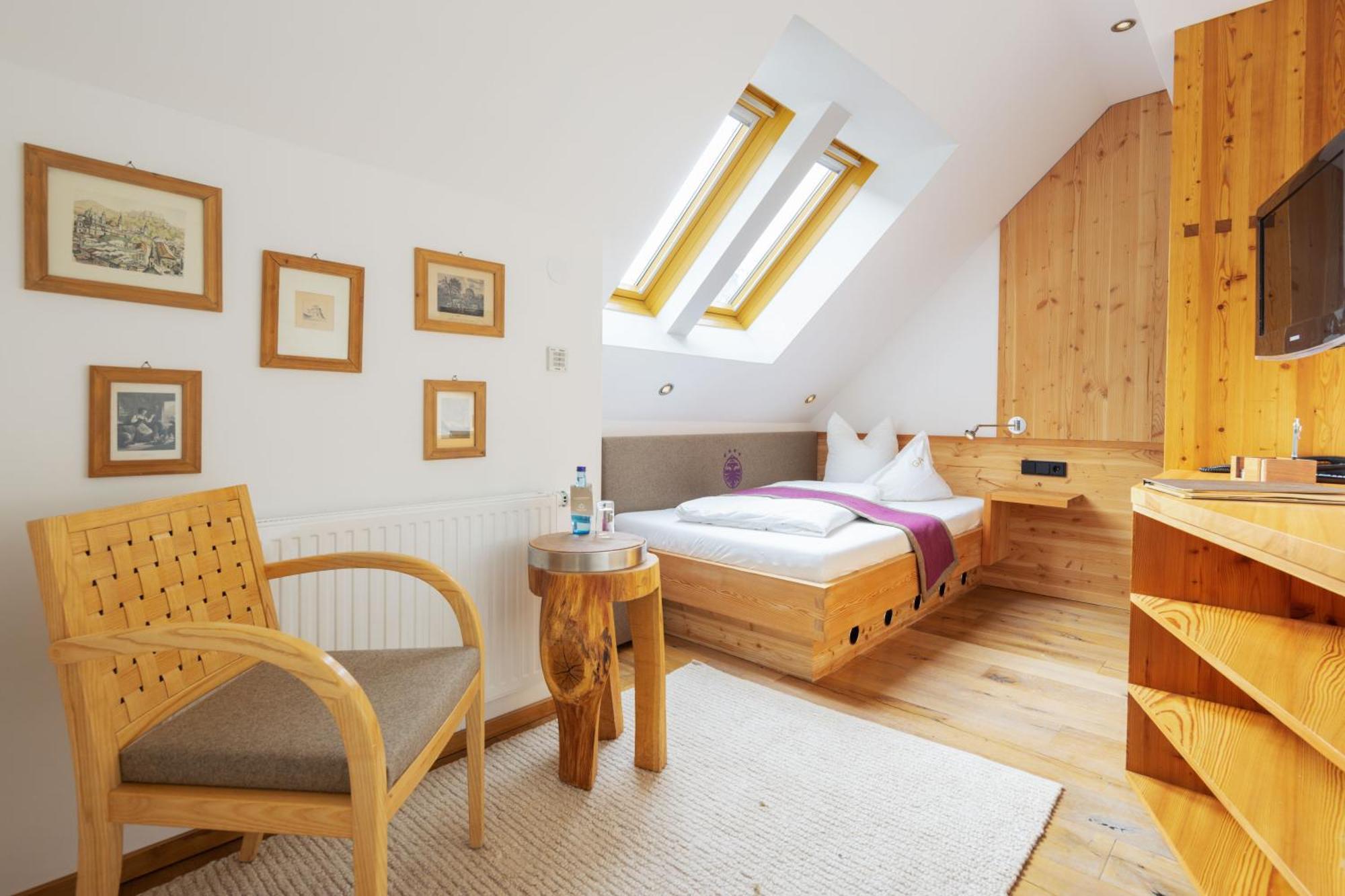 Hotel Goldener Adler - Im Sommer Silvretta Card Premium Inkludiert Ишгль Экстерьер фото